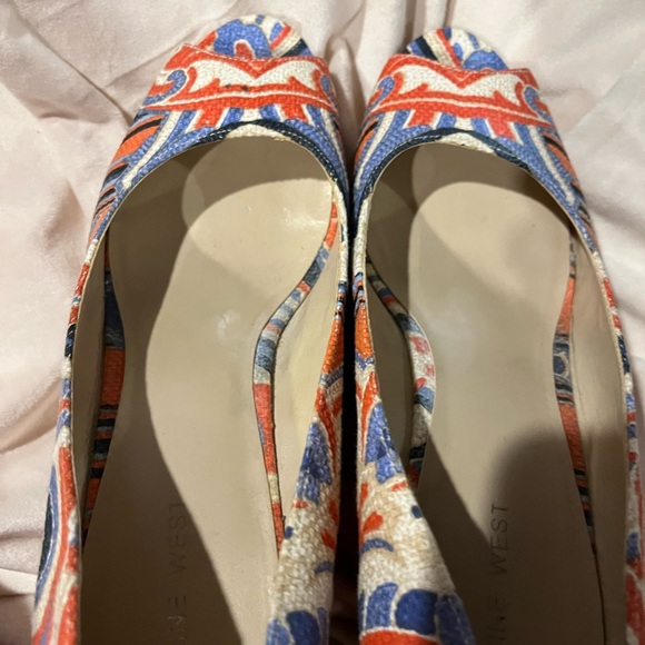Nine West (9West) size 9 orange and blue paisley summer wedges - Picture 5 of 9